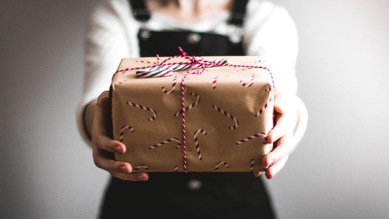 Personalized gifts are suitable for all occasions
